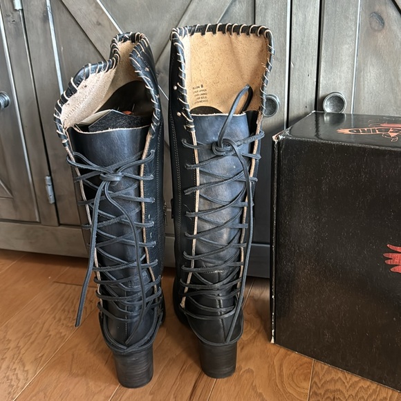 Freebird Dillon - Picture 2 of 12